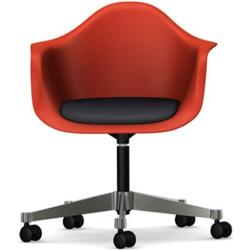 Vitra - Eames Plastic Armchair PACC mit Sitzpolster - rot, Metall,Stoff - 62x89x60 cm - poppy red RE - 03 poppy red RE (172)