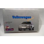 Welly Volkswagen / VW Golf Mk4 Transport & Verkehr Modell-LKWs 