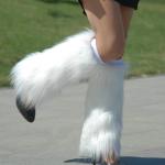 Khakifarbene Unifarbene Beinstulpen aus Pelz für Damen für den für den Winter 