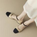 Braune Elegante Karree High Heels & Stiletto-Pumps mit Perlen mit Schnalle in Normalweite für Damen Größe 43 mit Absatzhöhe bis 3cm 